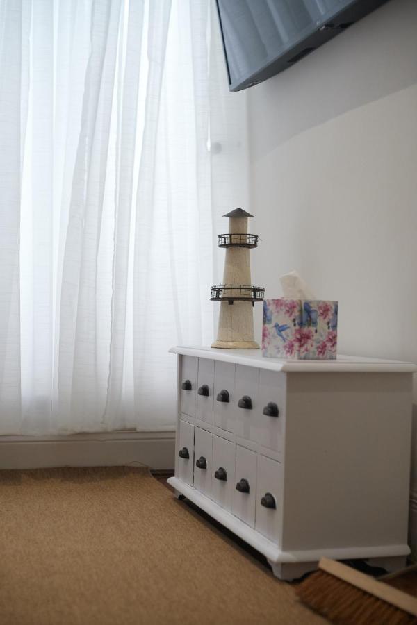 Super Stylish Flat Very Close To Freeman Hospital! Apartment Newcastle upon Tyne Exterior photo